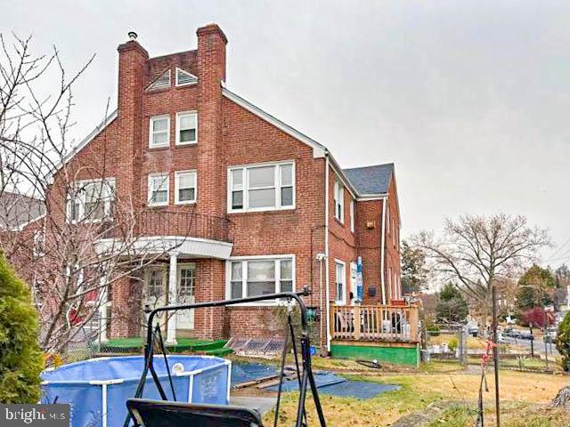 DREXEL PLAZA - Residential Income