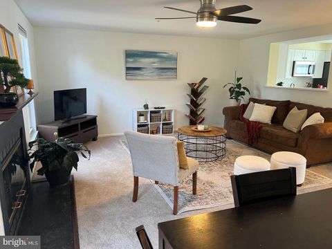 2449 BOLTON LANE CROFTON MD 21114