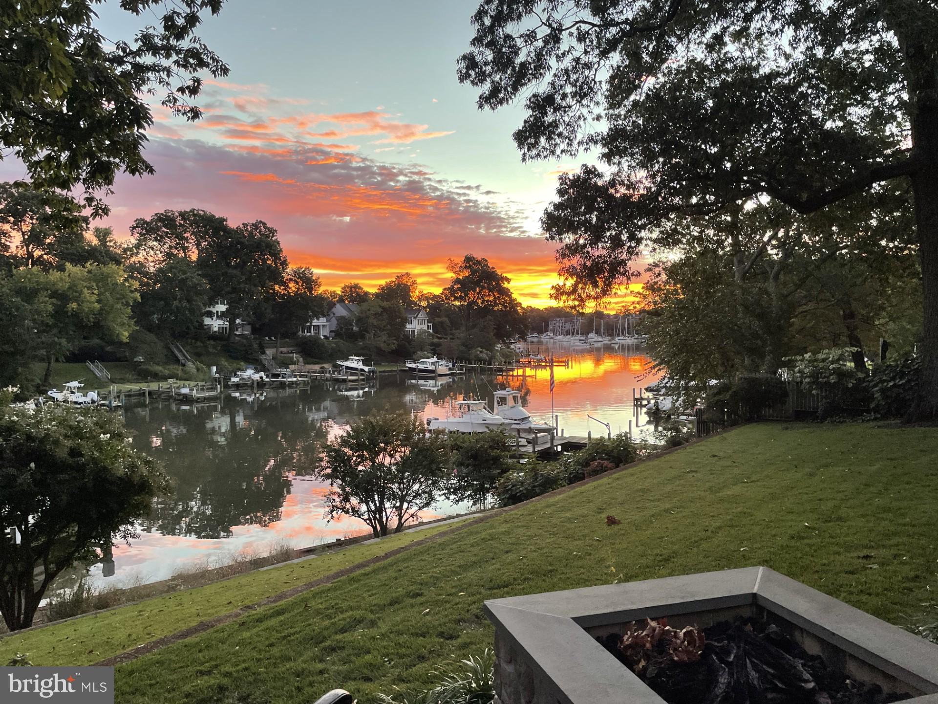 TRUXTON HEIGHTS - Residential