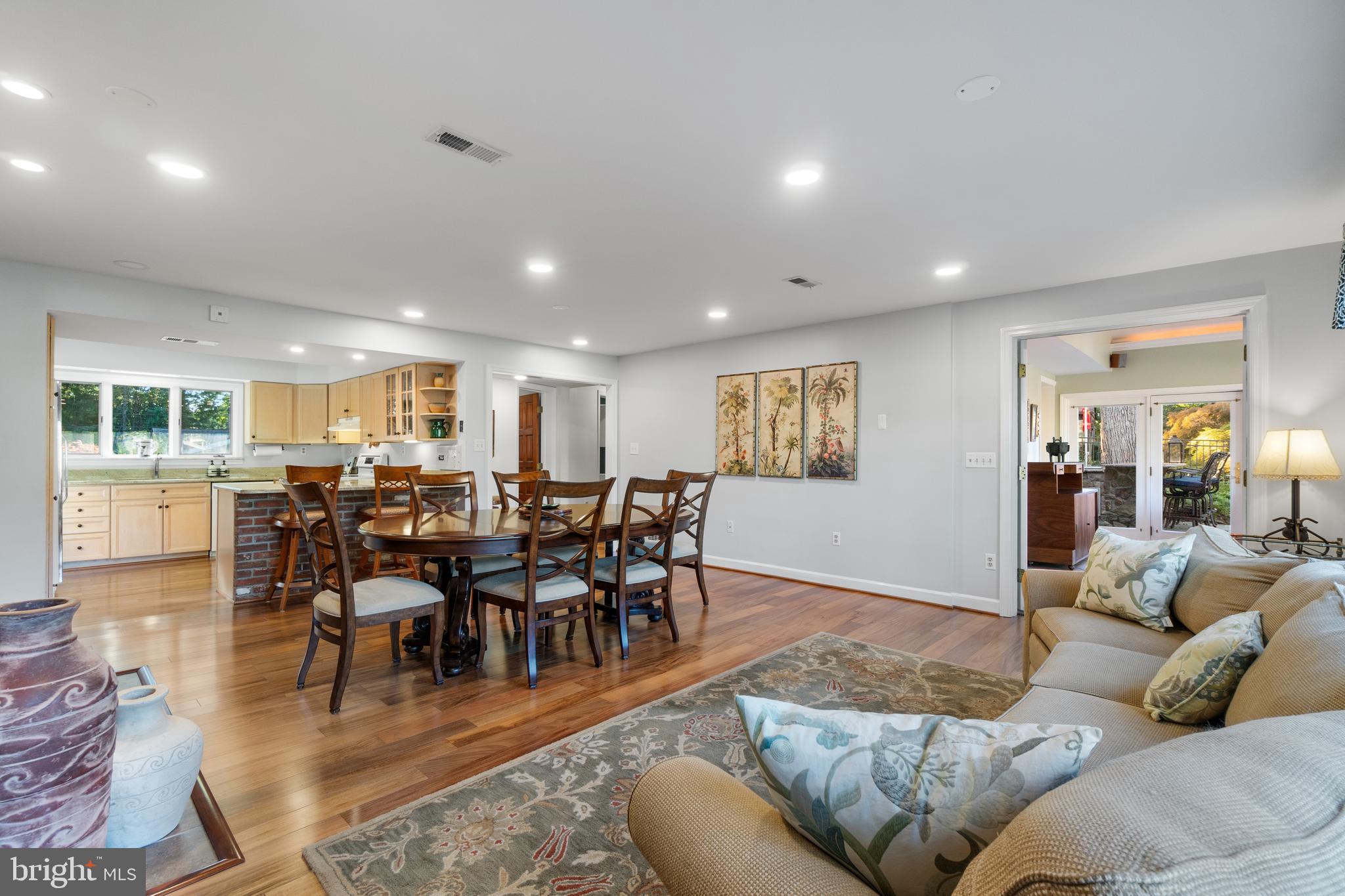 TRUXTON HEIGHTS - Residential