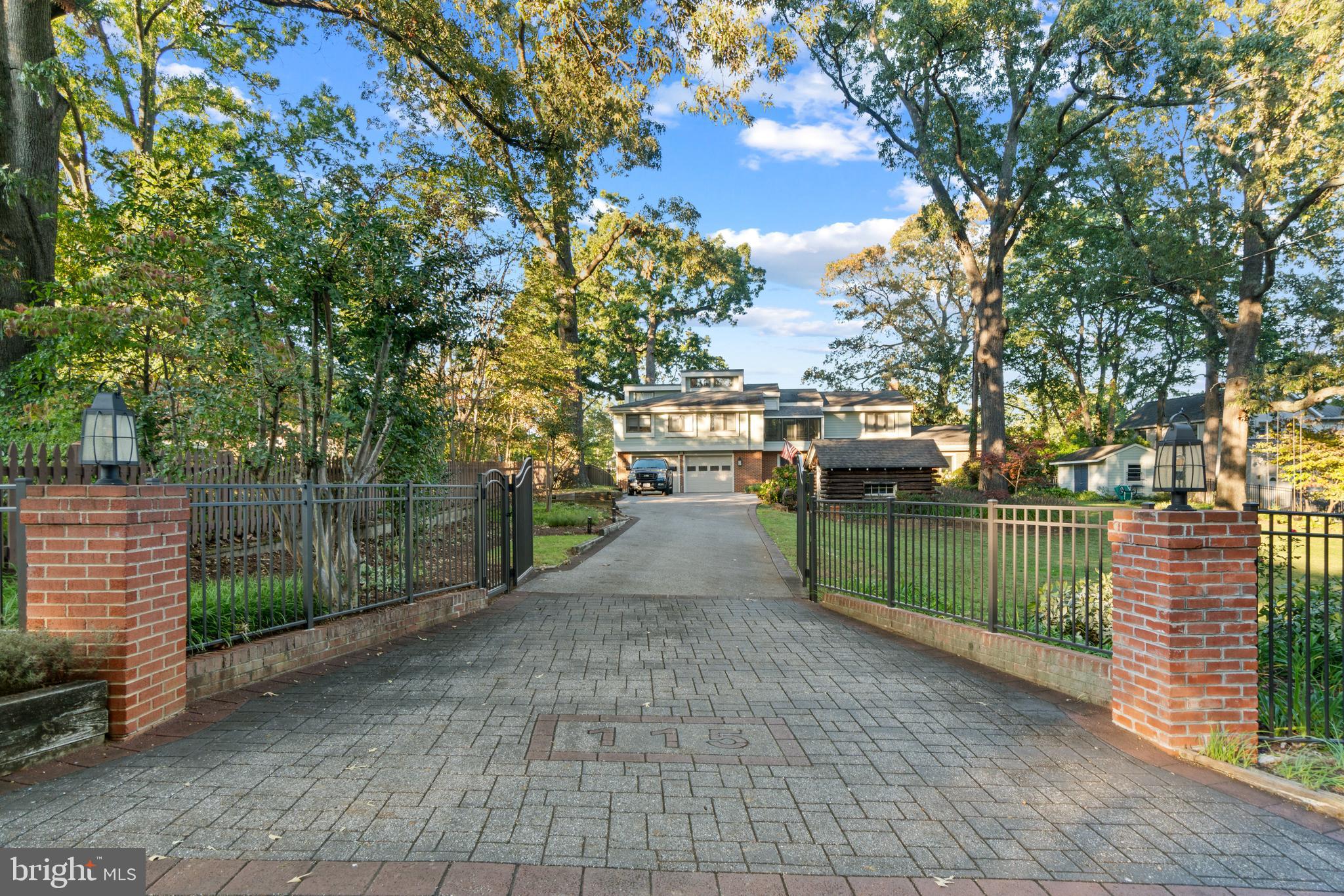 TRUXTON HEIGHTS - Residential