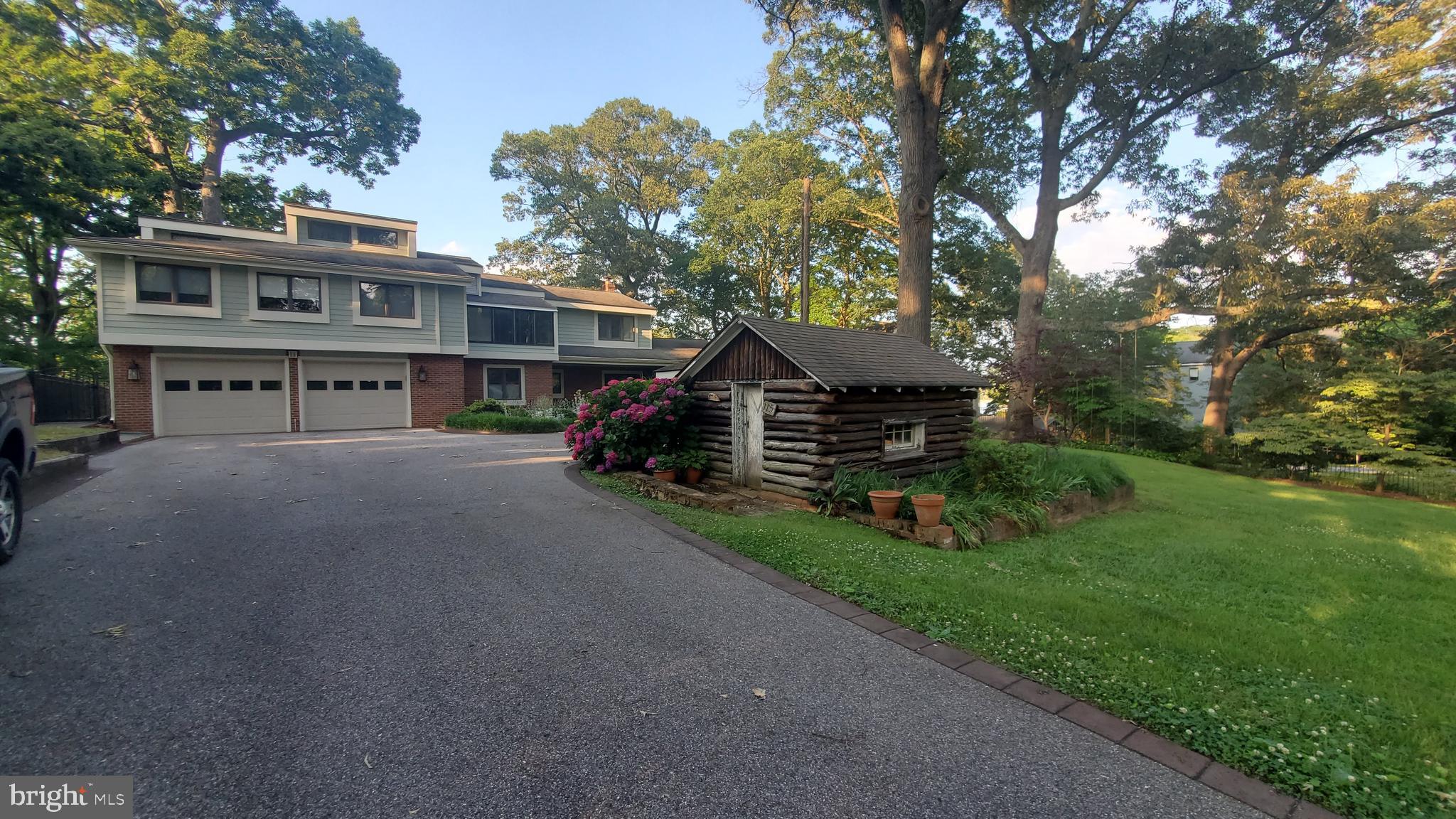 TRUXTON HEIGHTS - Residential