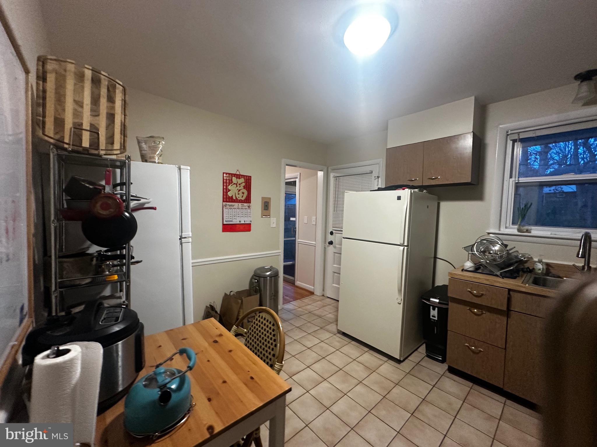 COLLEGE PARK WOODS - Residential