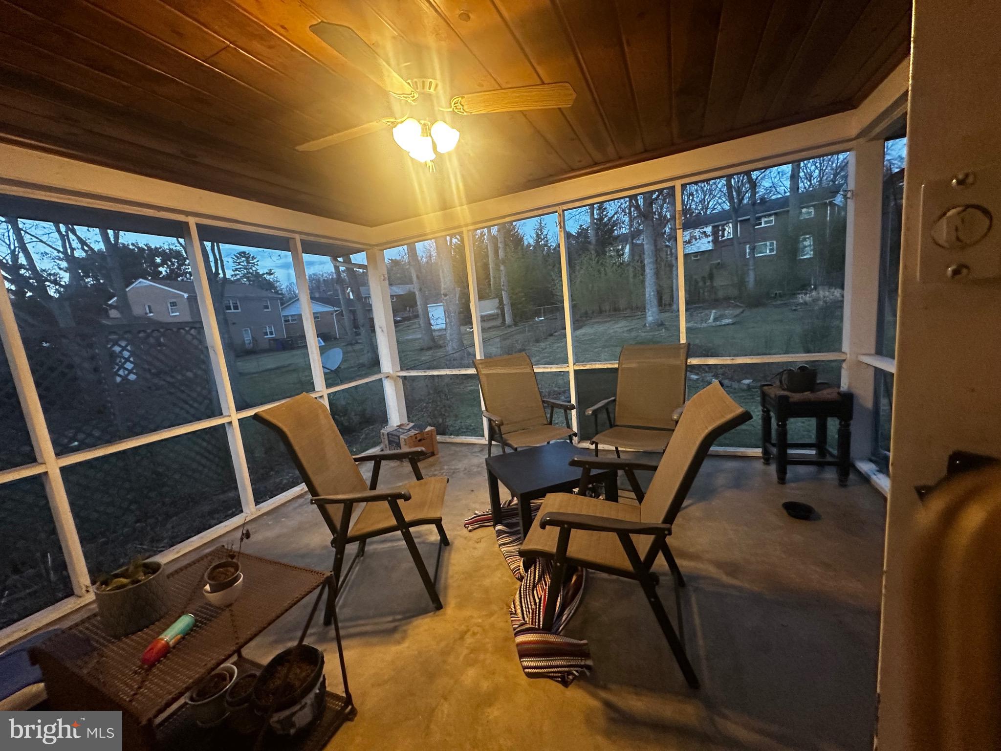 COLLEGE PARK WOODS - Residential