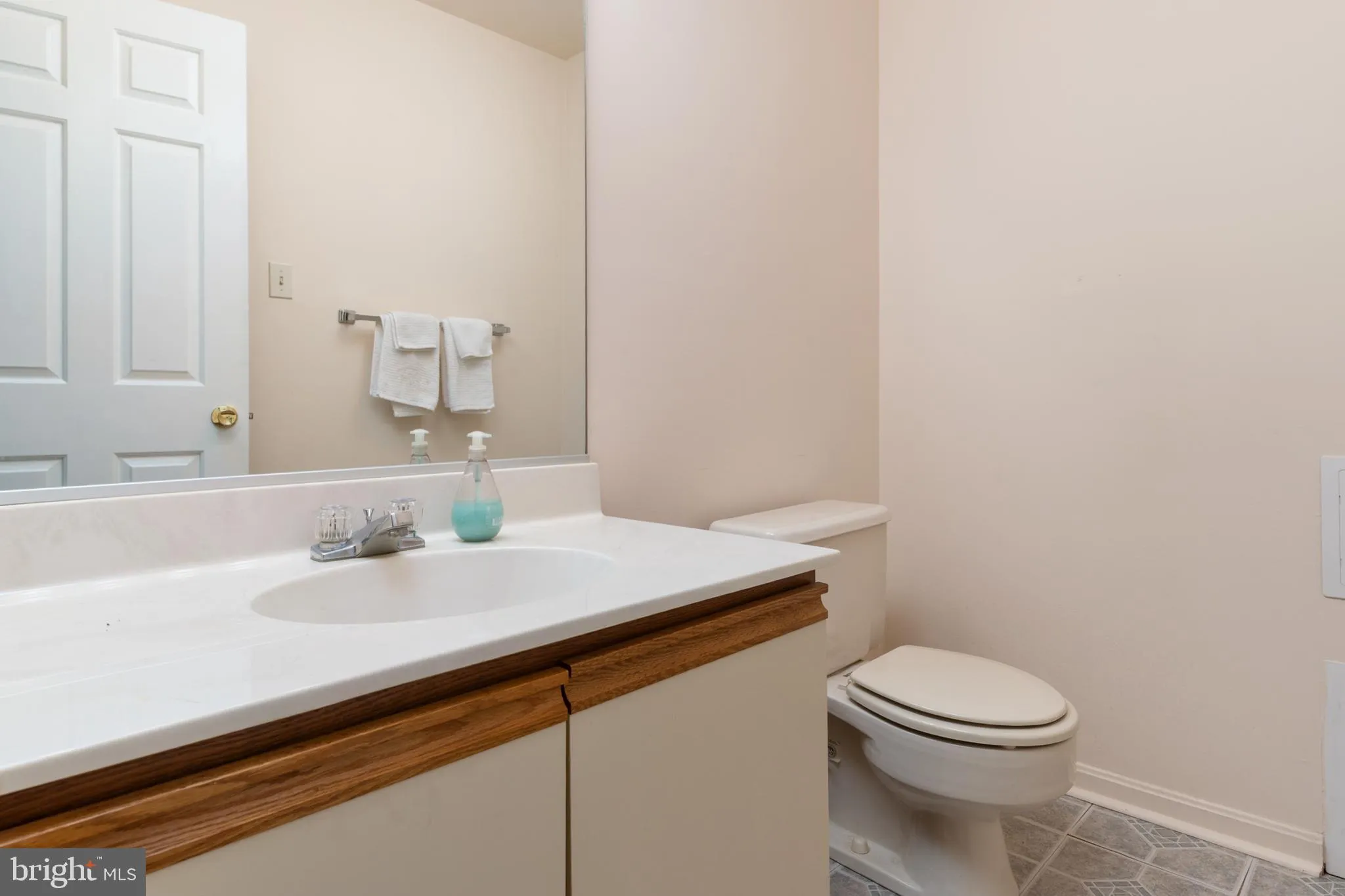 Upper Marlboro, Maryland 20772, United States, 3 Bedrooms Bedrooms, ,4 BathroomsBathrooms,Residential,Pending,205308