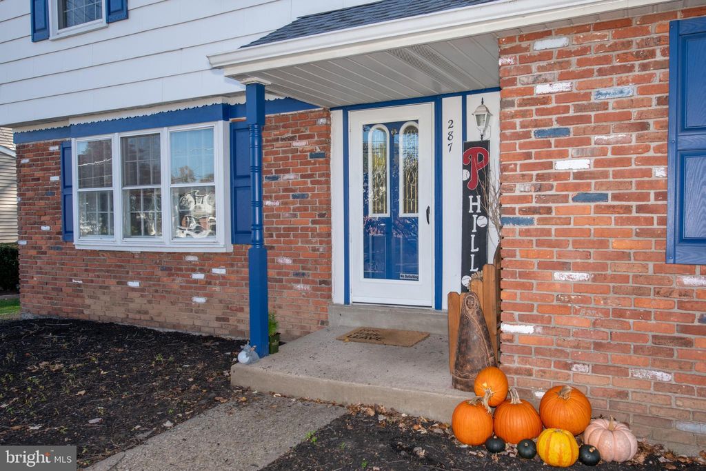 Photo of 287 Essex Road, WARMINSTER, PA 18974 (MLS # PABU2108782)