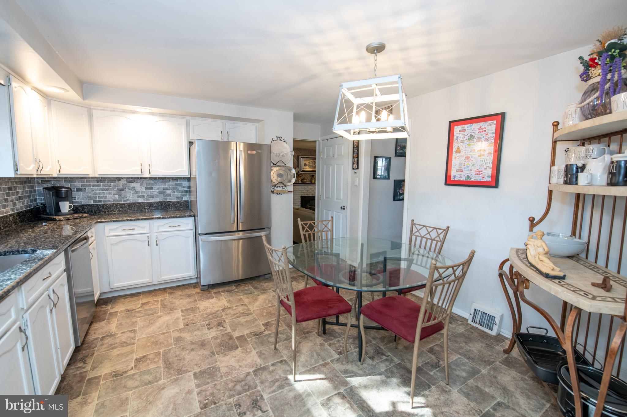 WILLOW FARMS - Residential