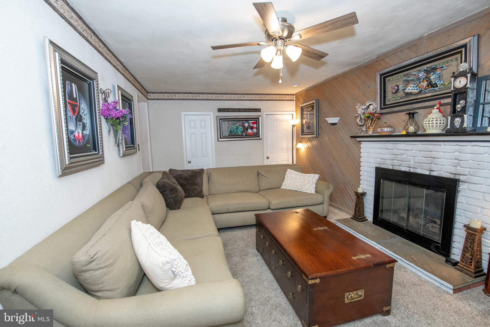 WILLOW FARMS - Residential