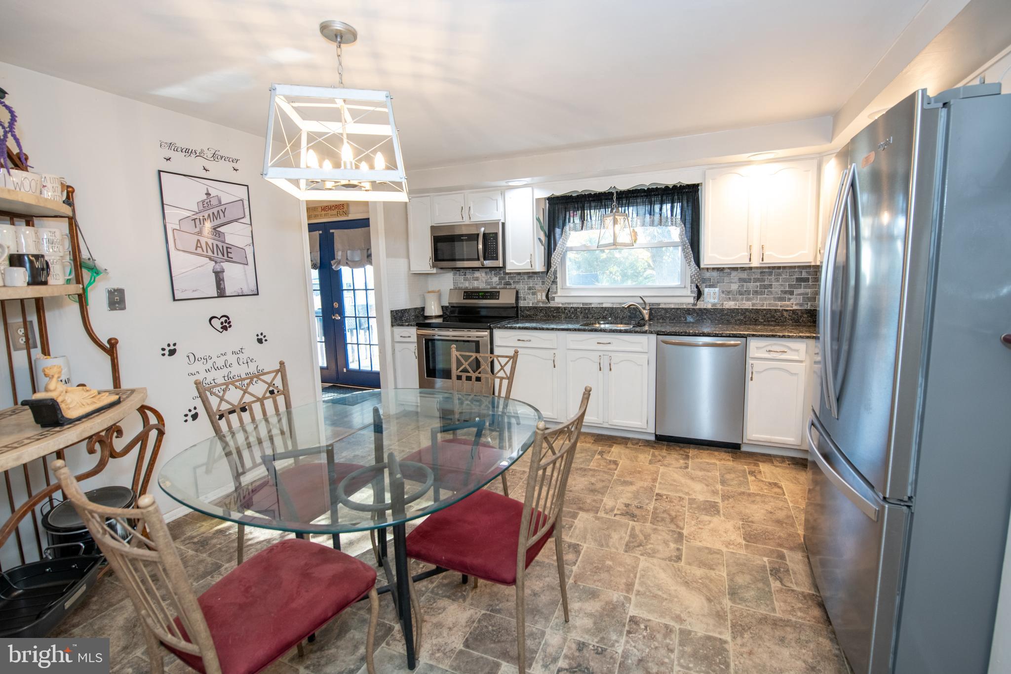 WILLOW FARMS - Residential