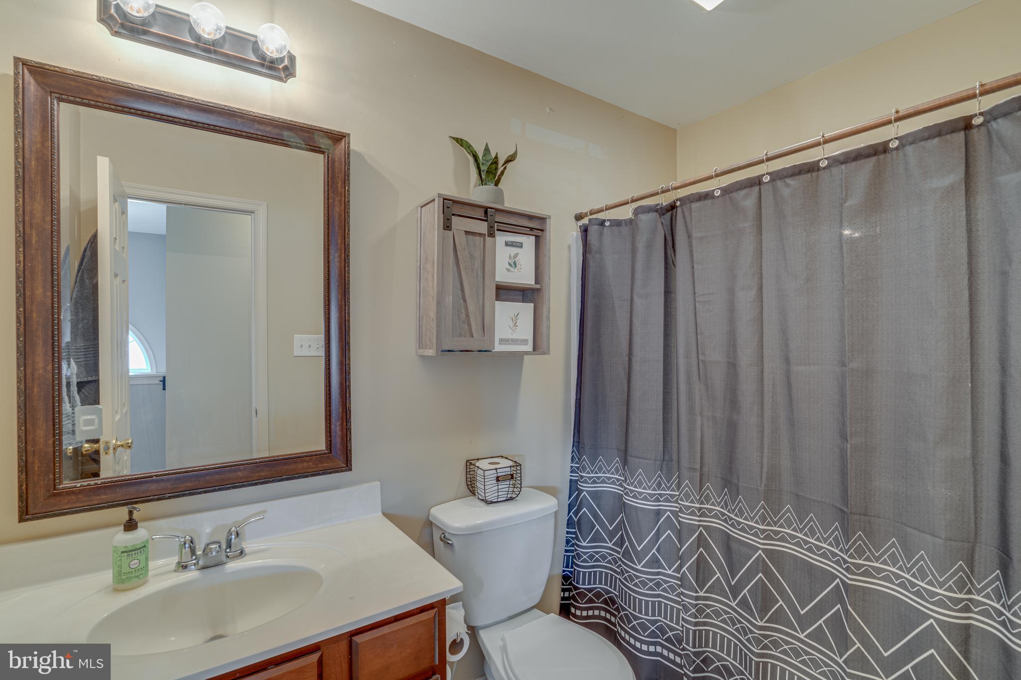 INWOOD VILLAGE - Residential