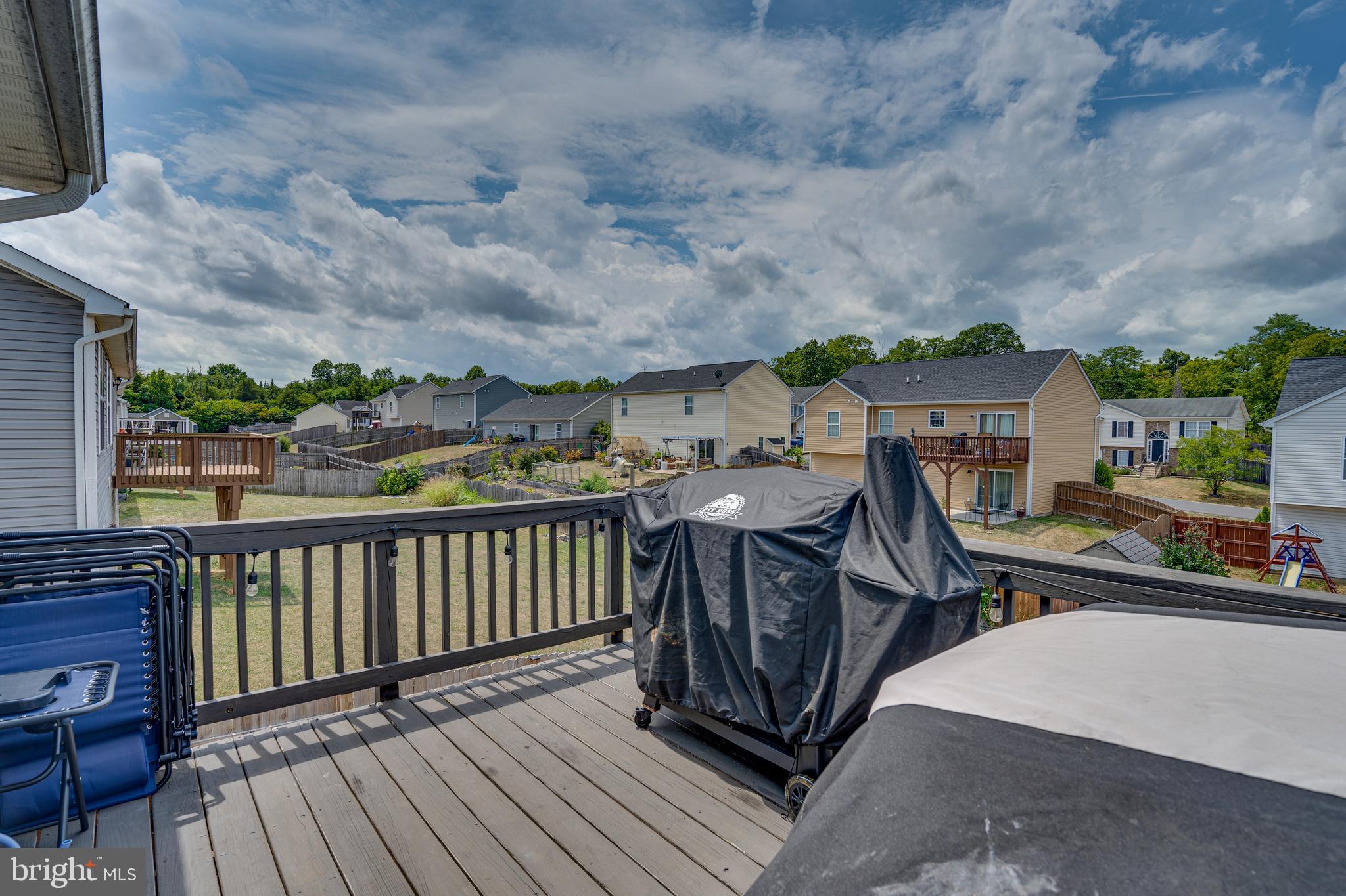 INWOOD VILLAGE - Residential