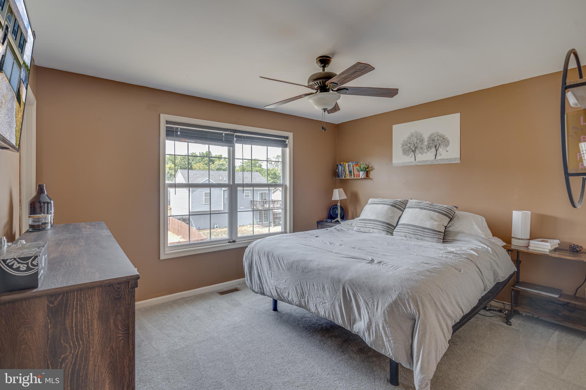 INWOOD VILLAGE - Residential