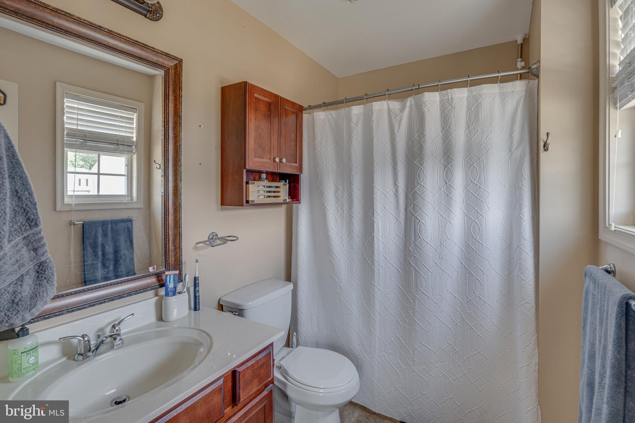 INWOOD VILLAGE - Residential