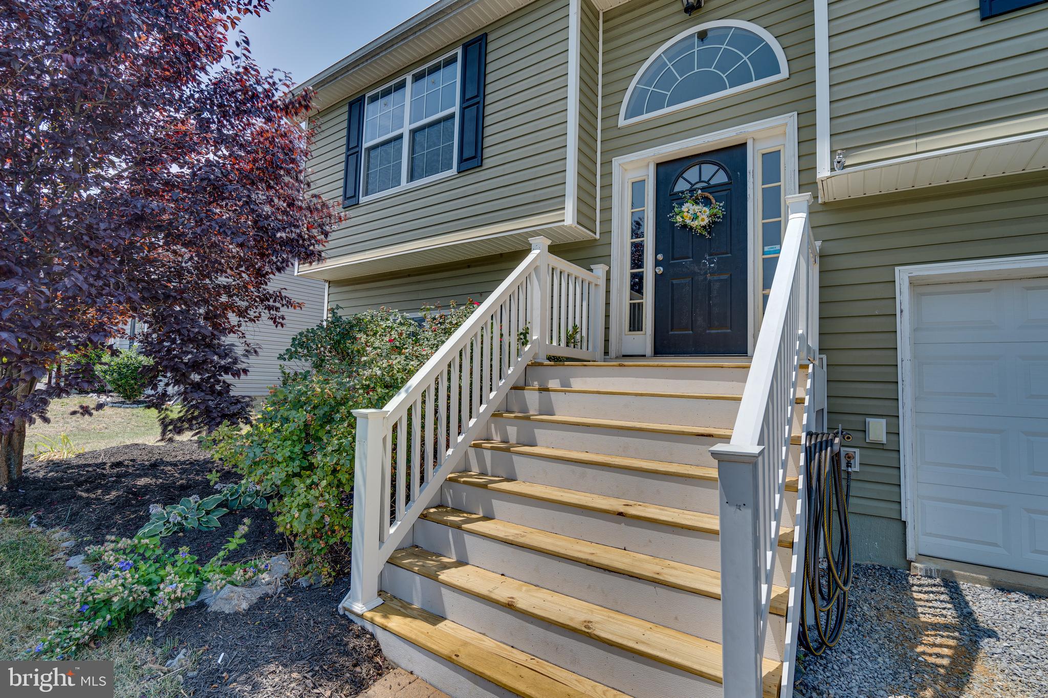 INWOOD VILLAGE - Residential