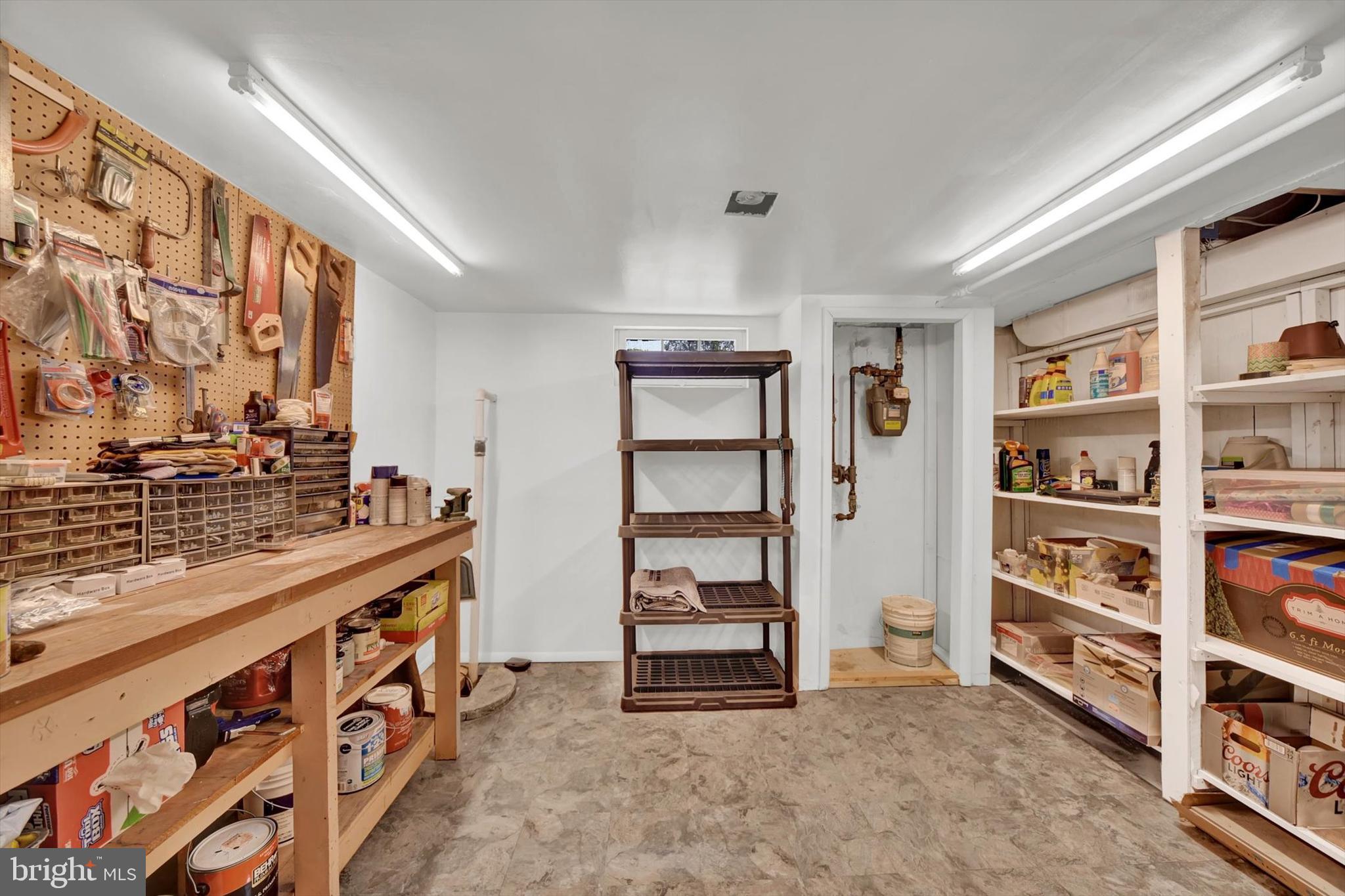 ROSEDALE MANOR - Residential