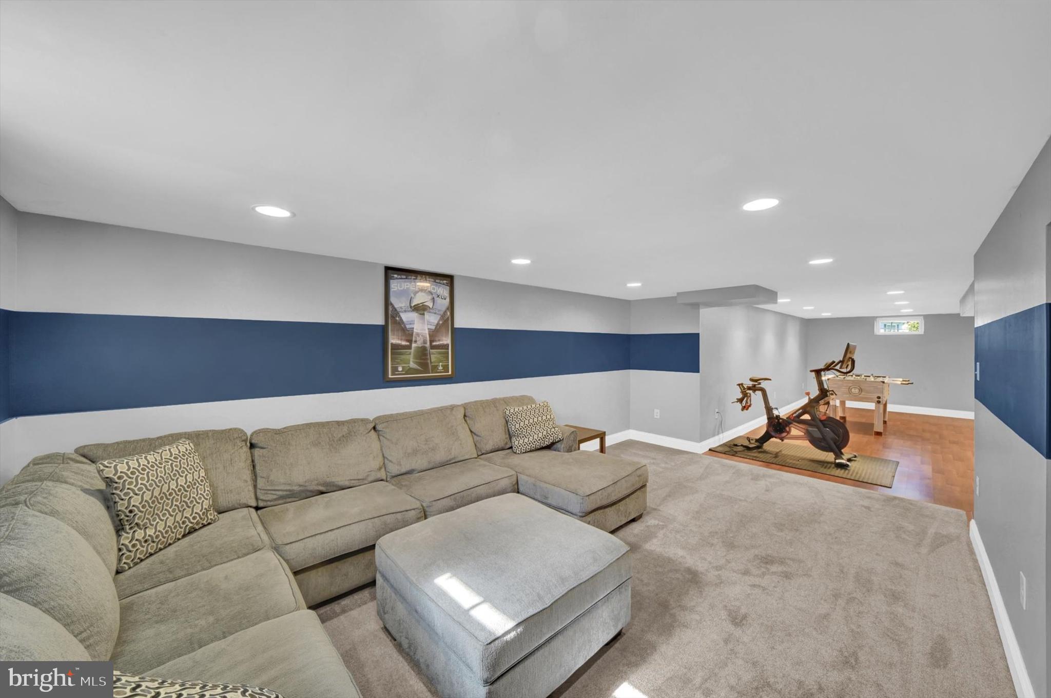 ROSEDALE MANOR - Residential