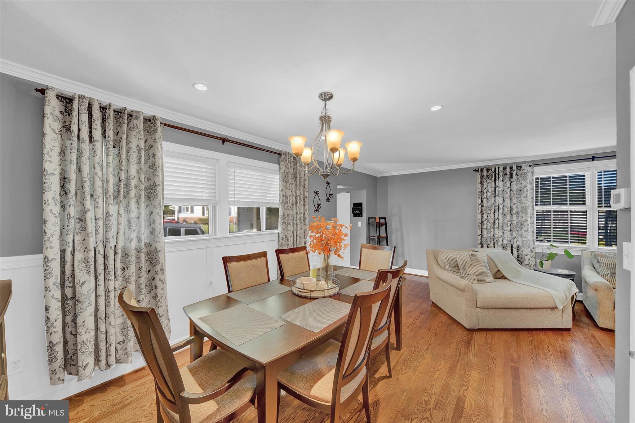 ROSEDALE MANOR - Residential