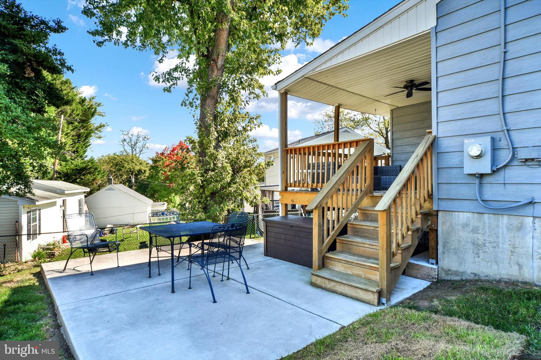 ROSEDALE MANOR - Residential