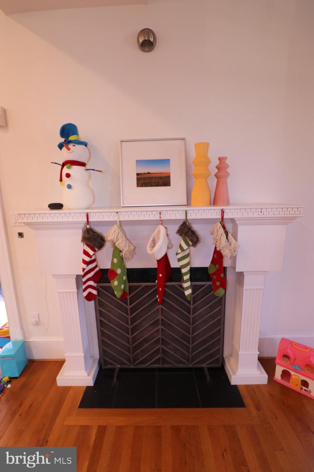 WILLET HEIGHTS - Residential Lease