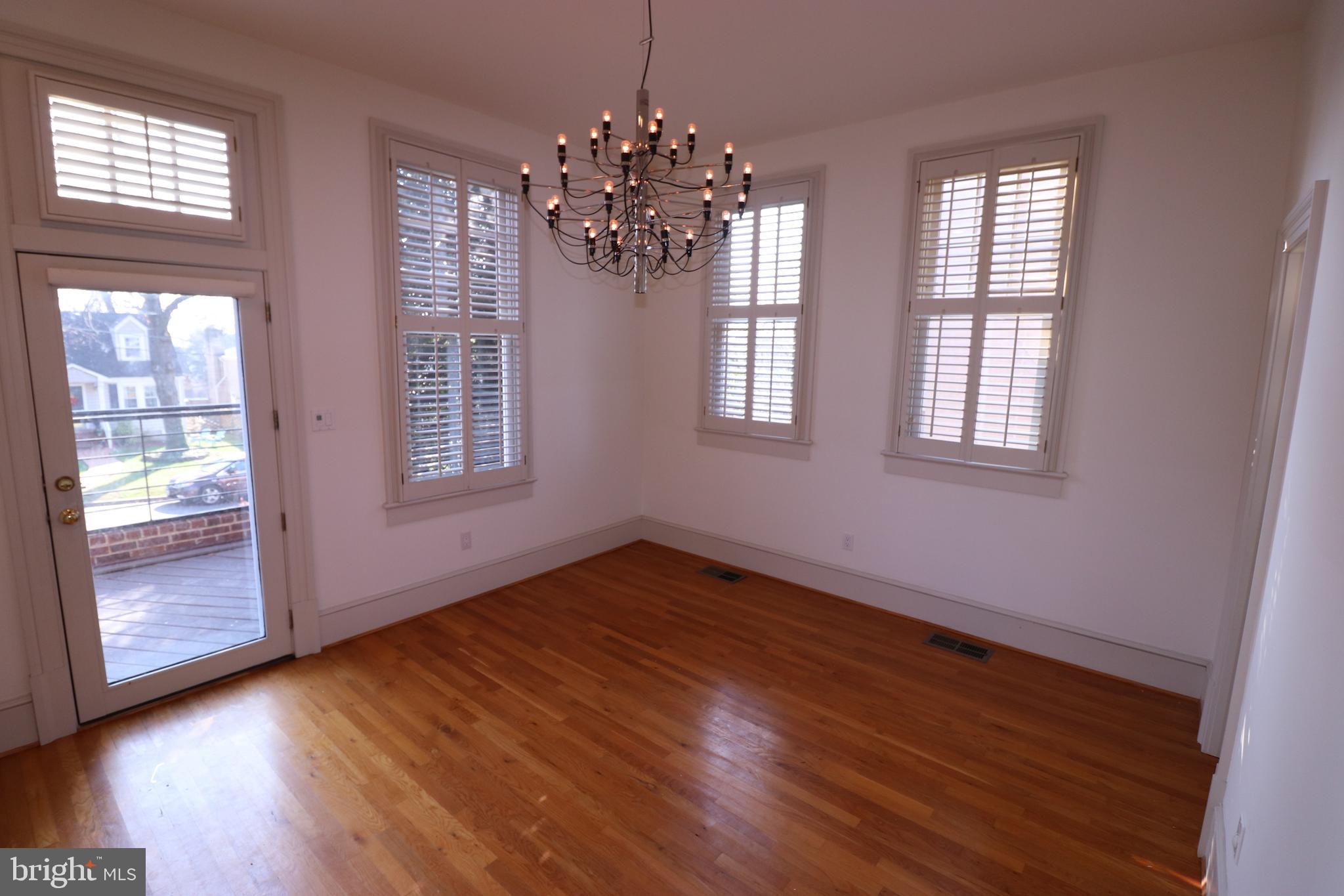 WILLET HEIGHTS - Residential Lease