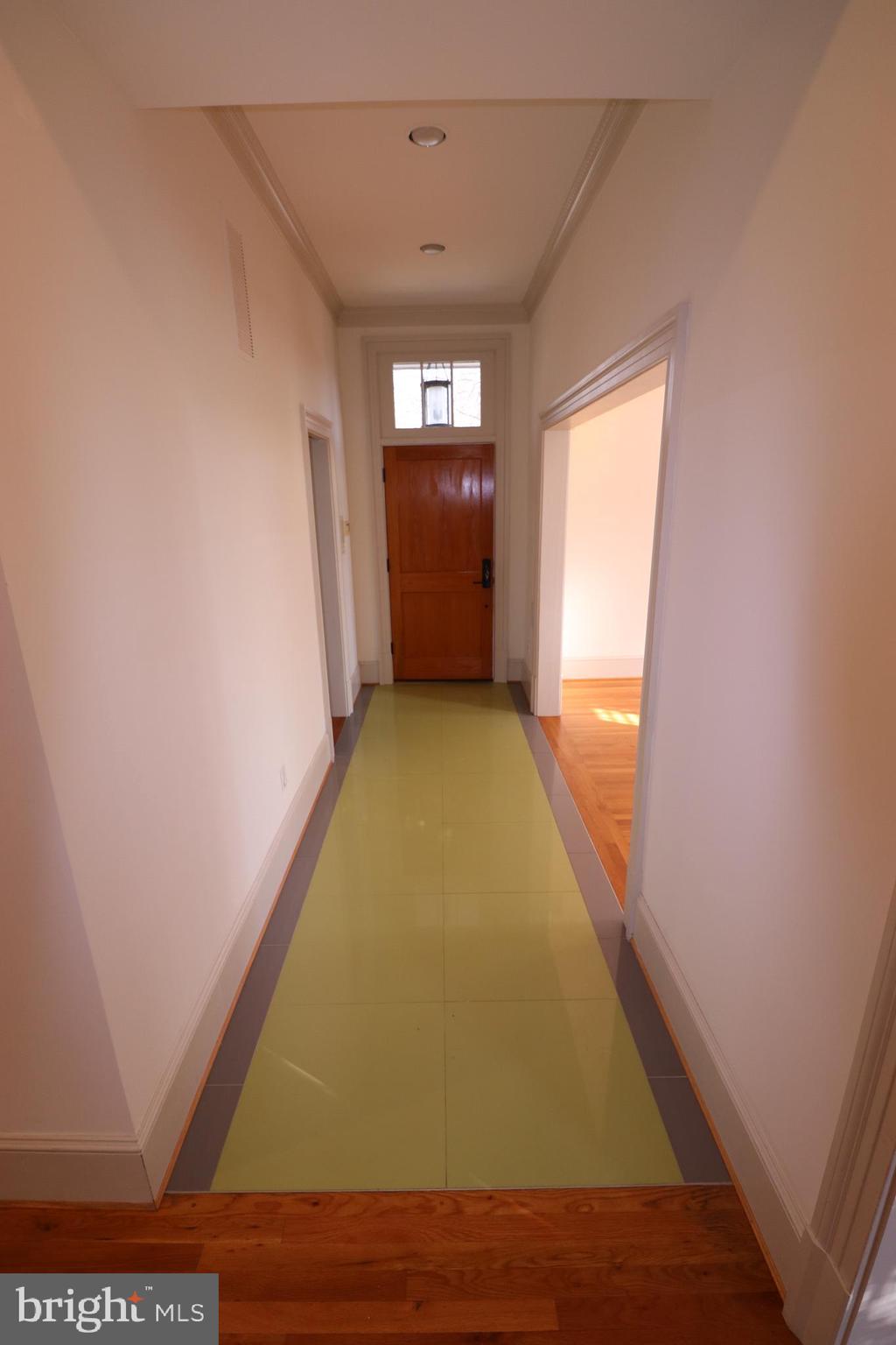 WILLET HEIGHTS - Residential Lease