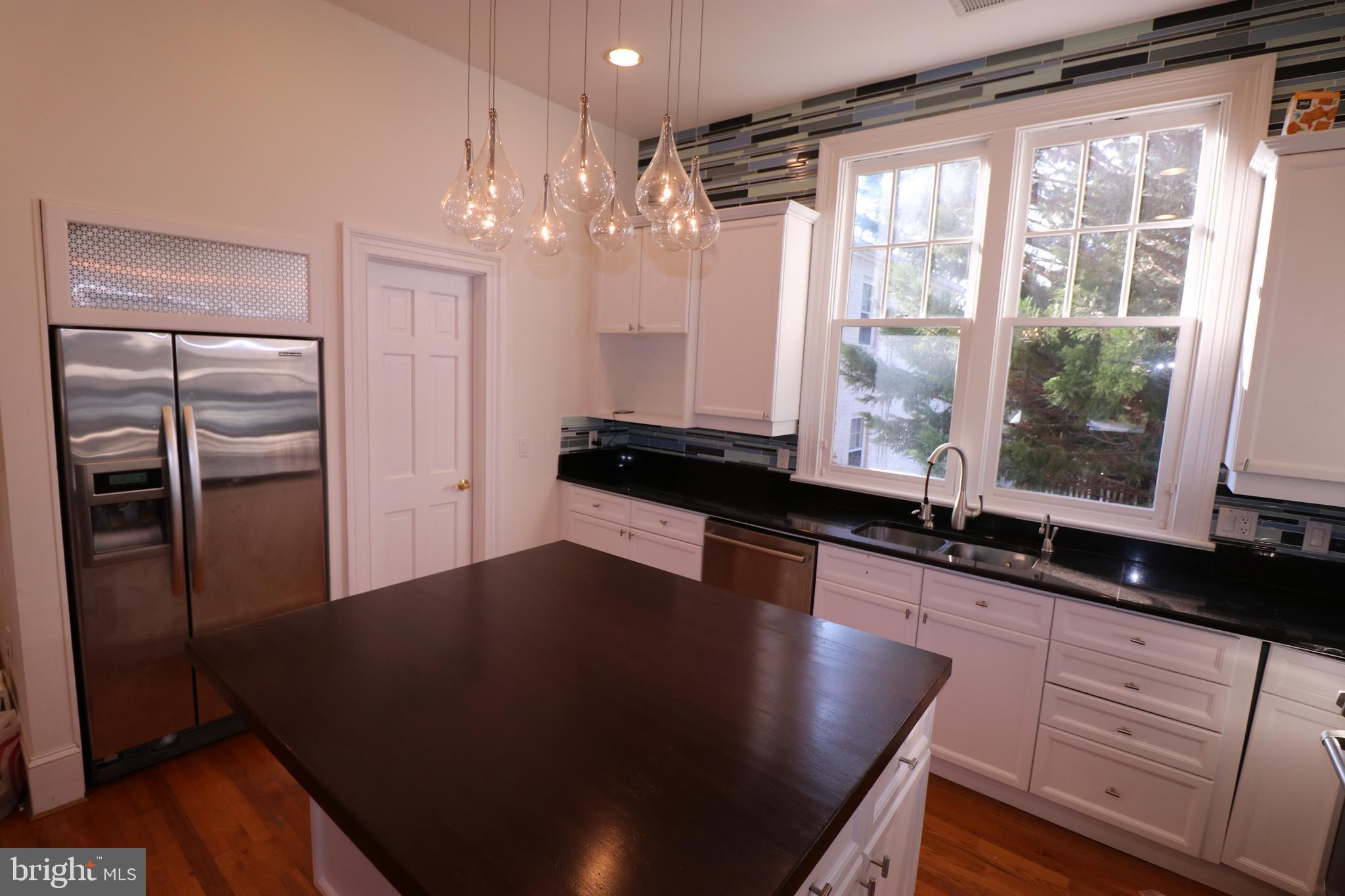 WILLET HEIGHTS - Residential Lease