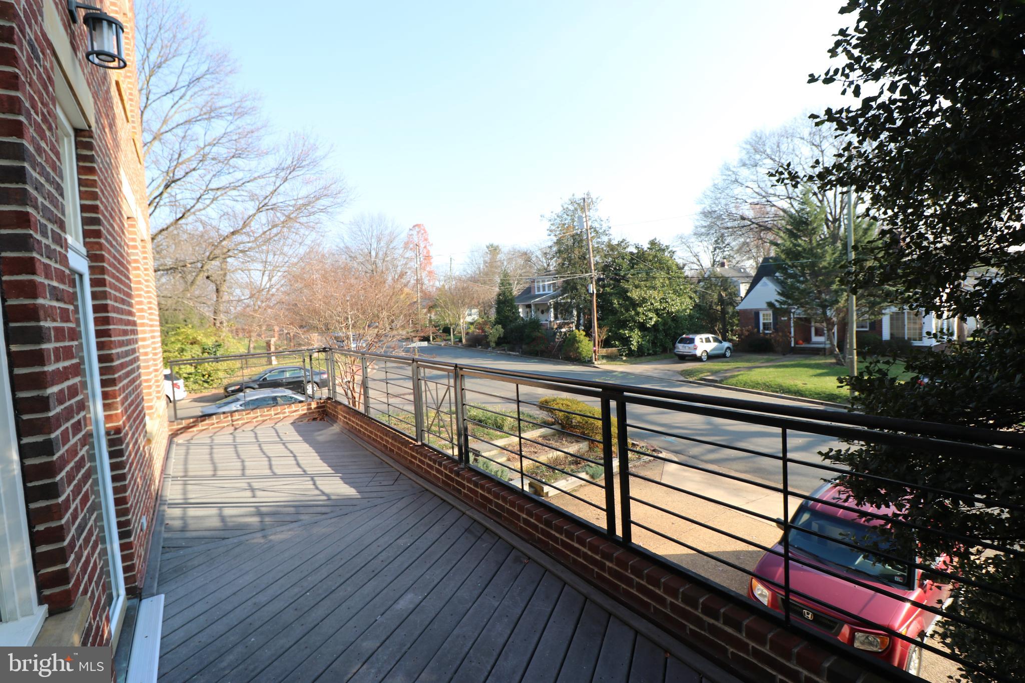 WILLET HEIGHTS - Residential Lease