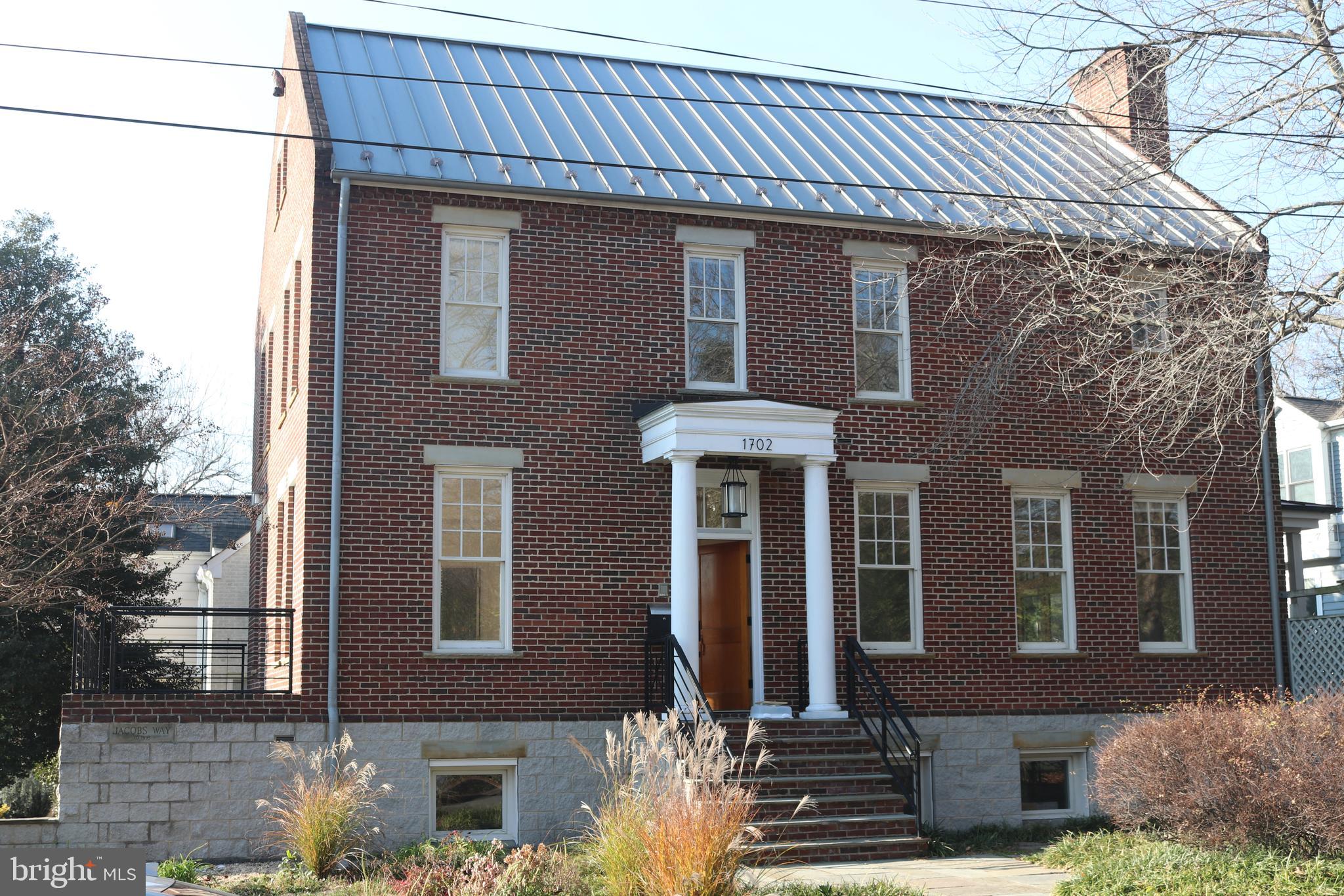 WILLET HEIGHTS - Residential Lease