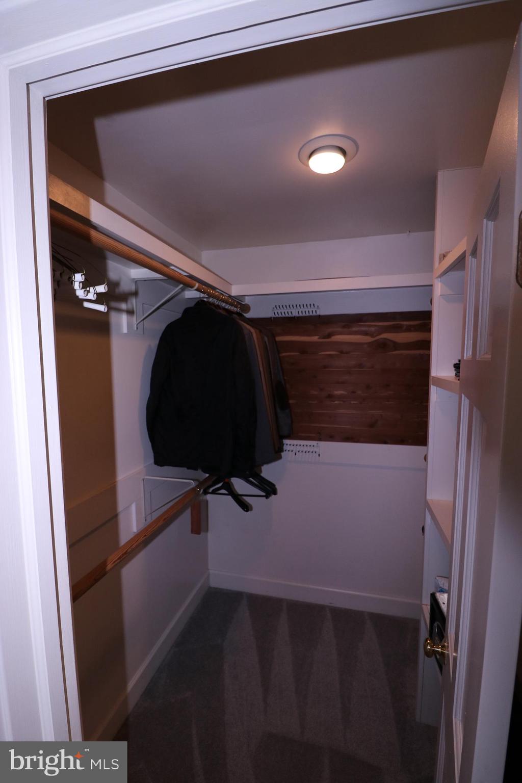 WILLET HEIGHTS - Residential Lease