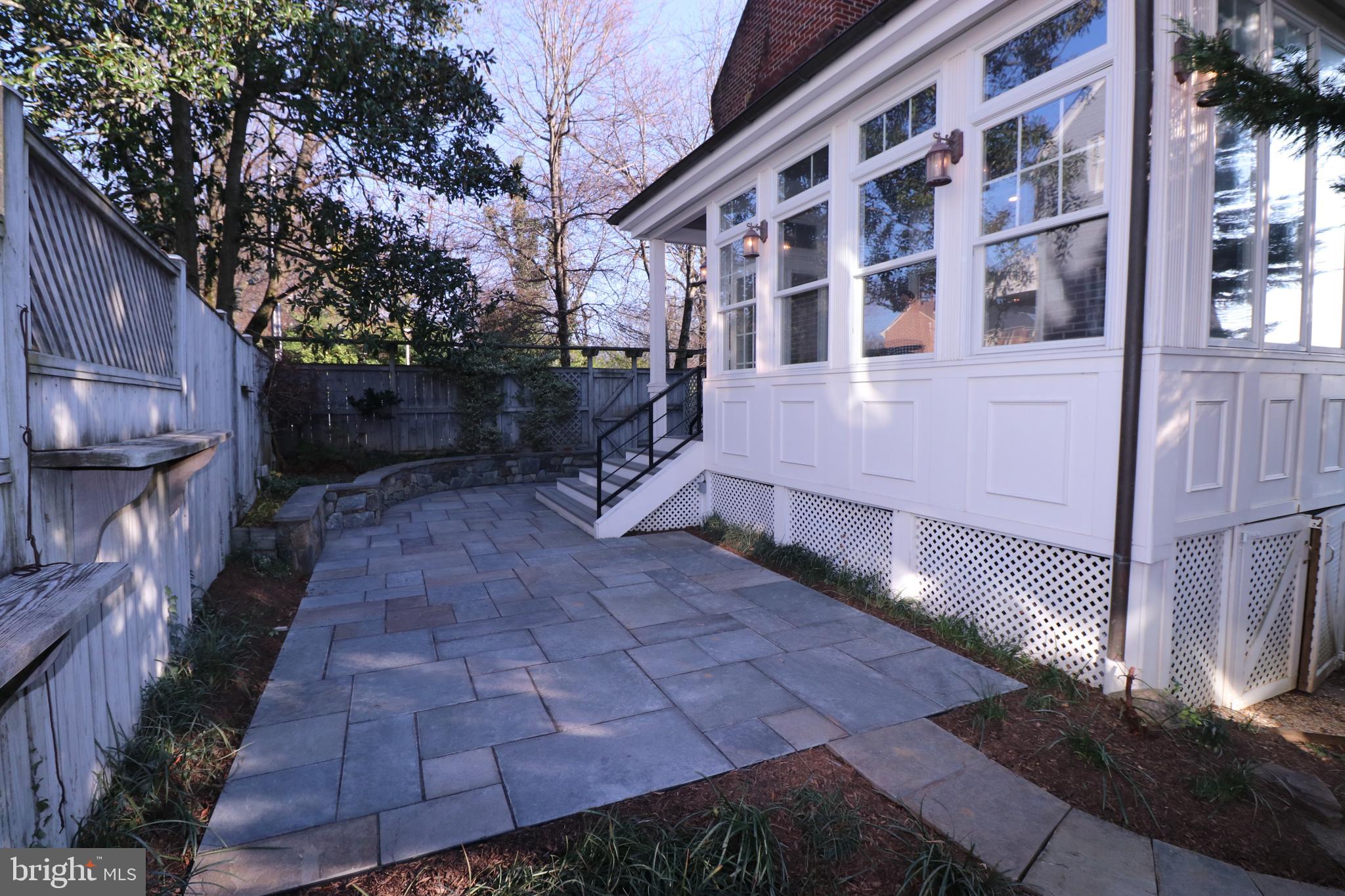 WILLET HEIGHTS - Residential Lease