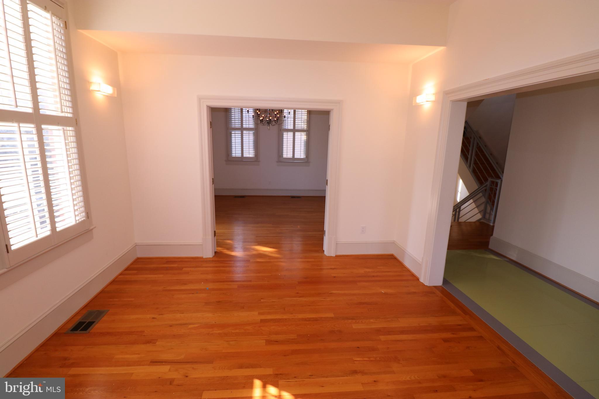 WILLET HEIGHTS - Residential Lease