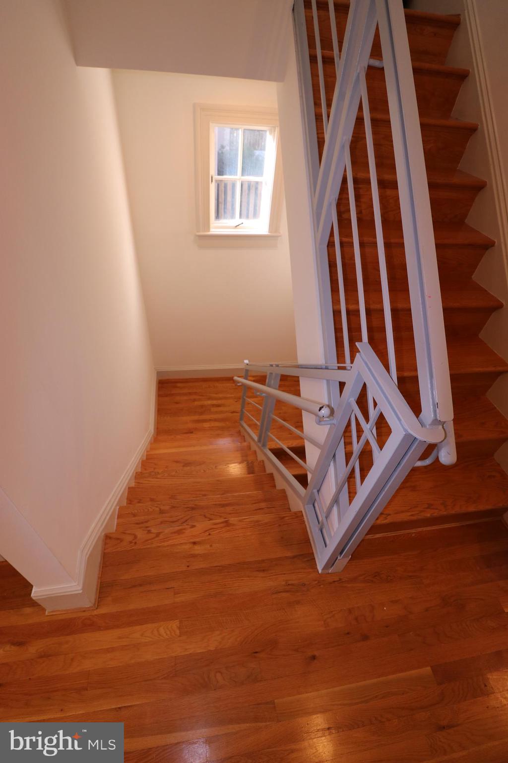 WILLET HEIGHTS - Residential Lease