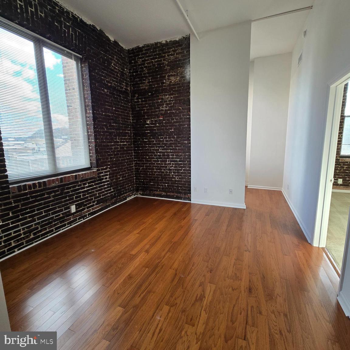 MANAYUNK - Residential Lease