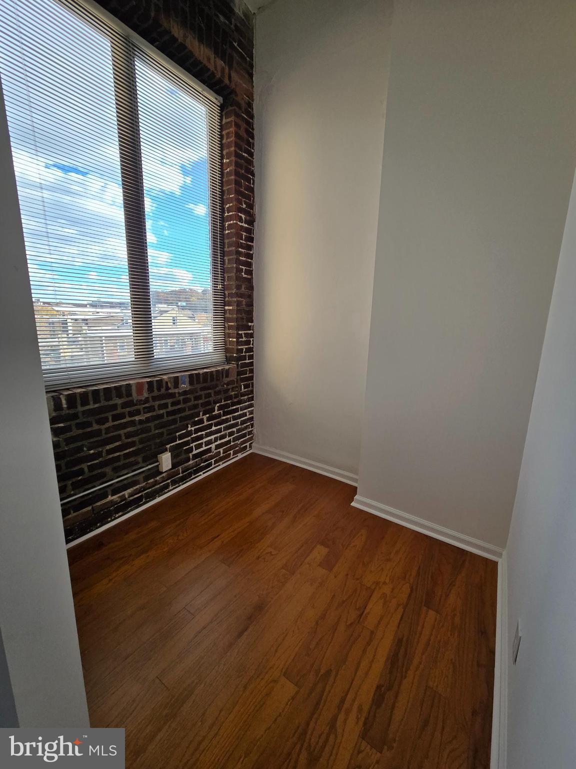 MANAYUNK - Residential Lease