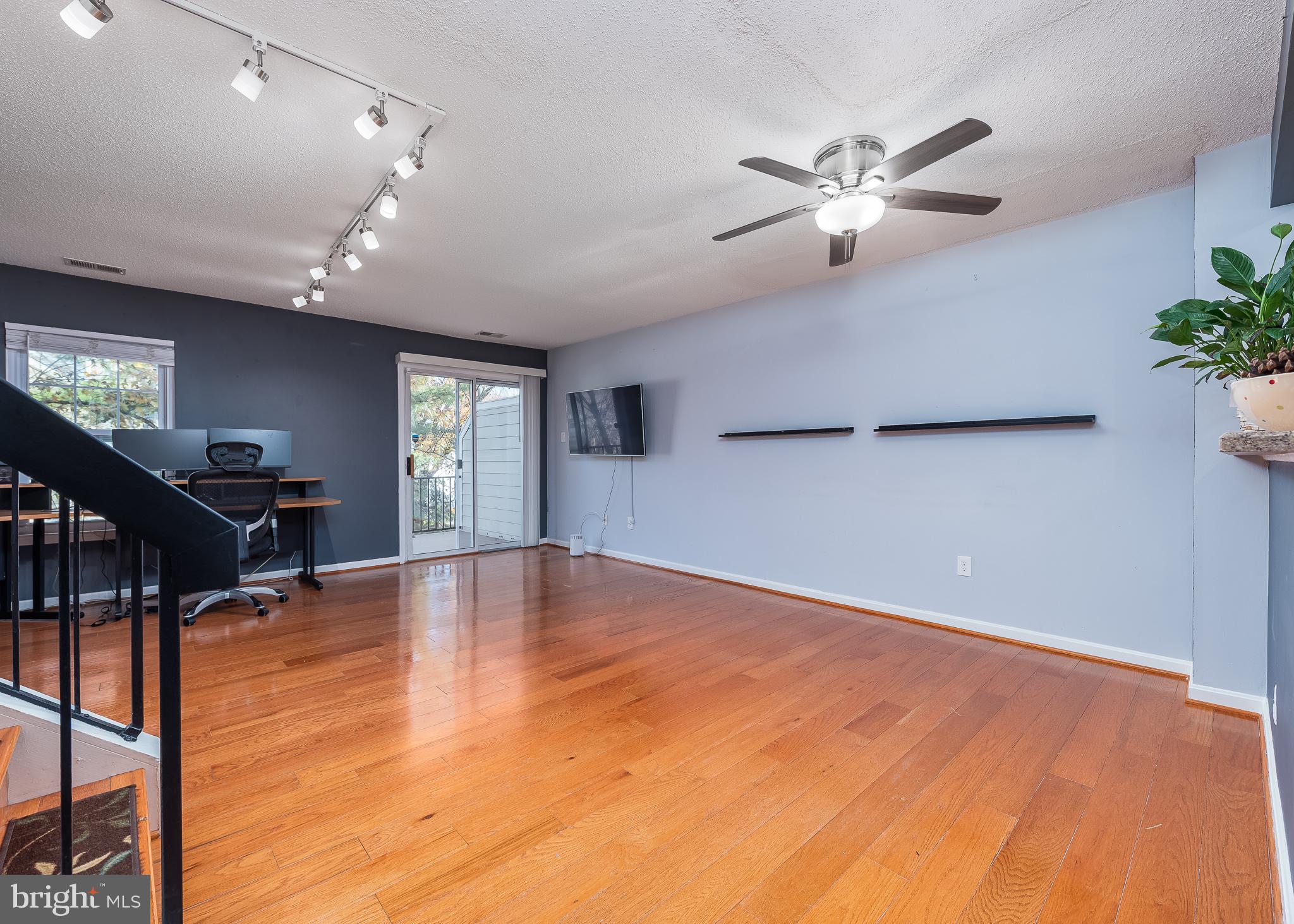 DORSEY HALL - Residential