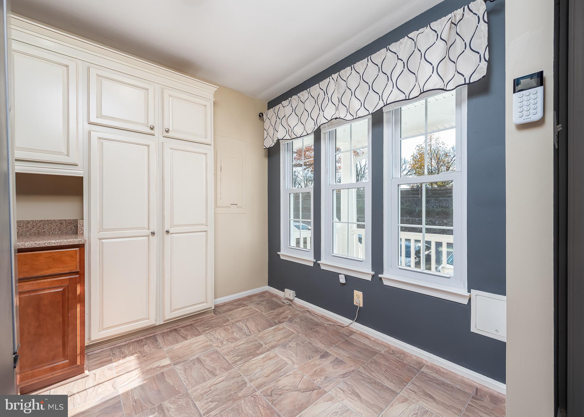 DORSEY HALL - Residential