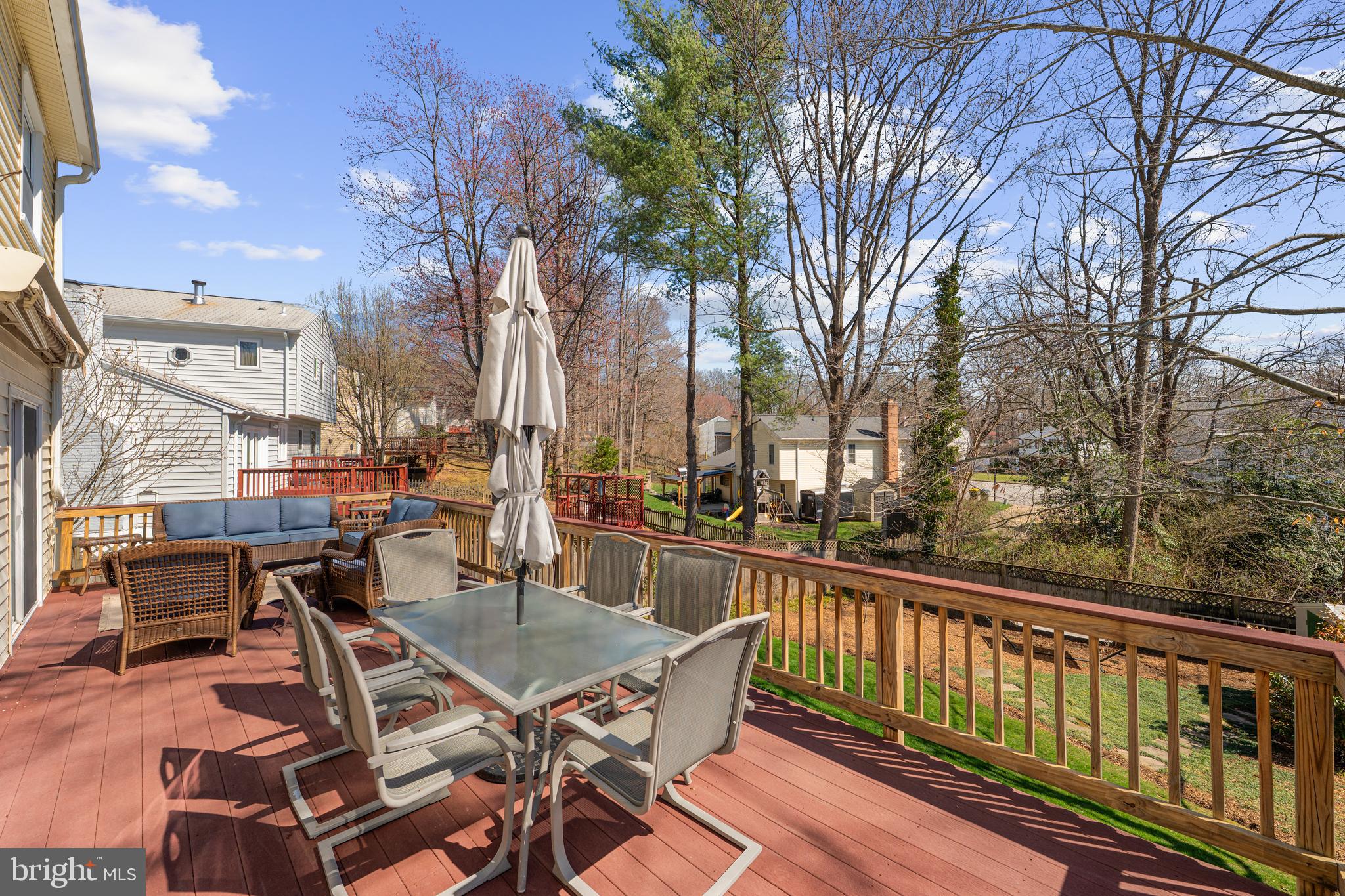 BURKE STATION SQUARE - Residential