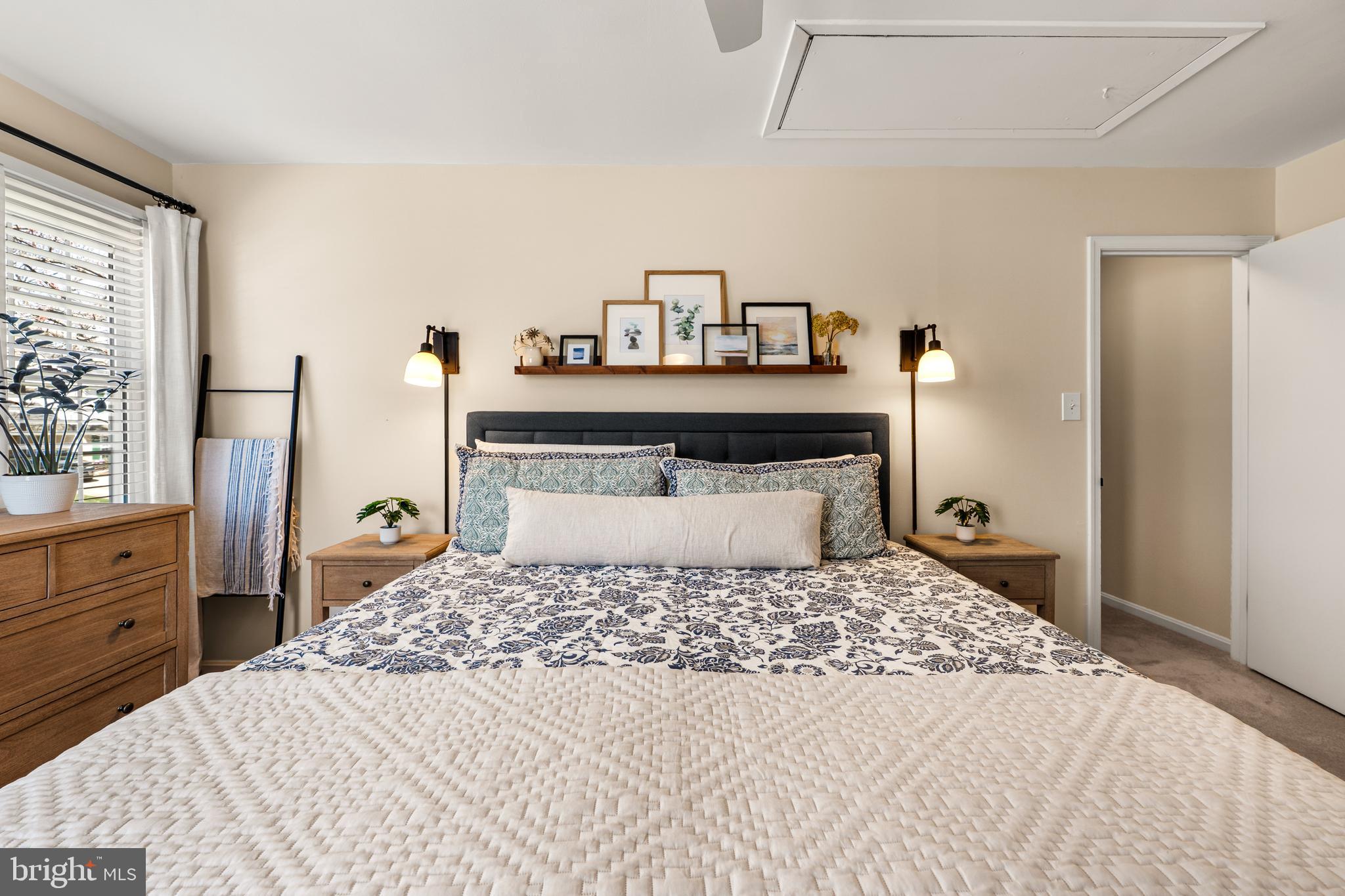 BURKE STATION SQUARE - Residential