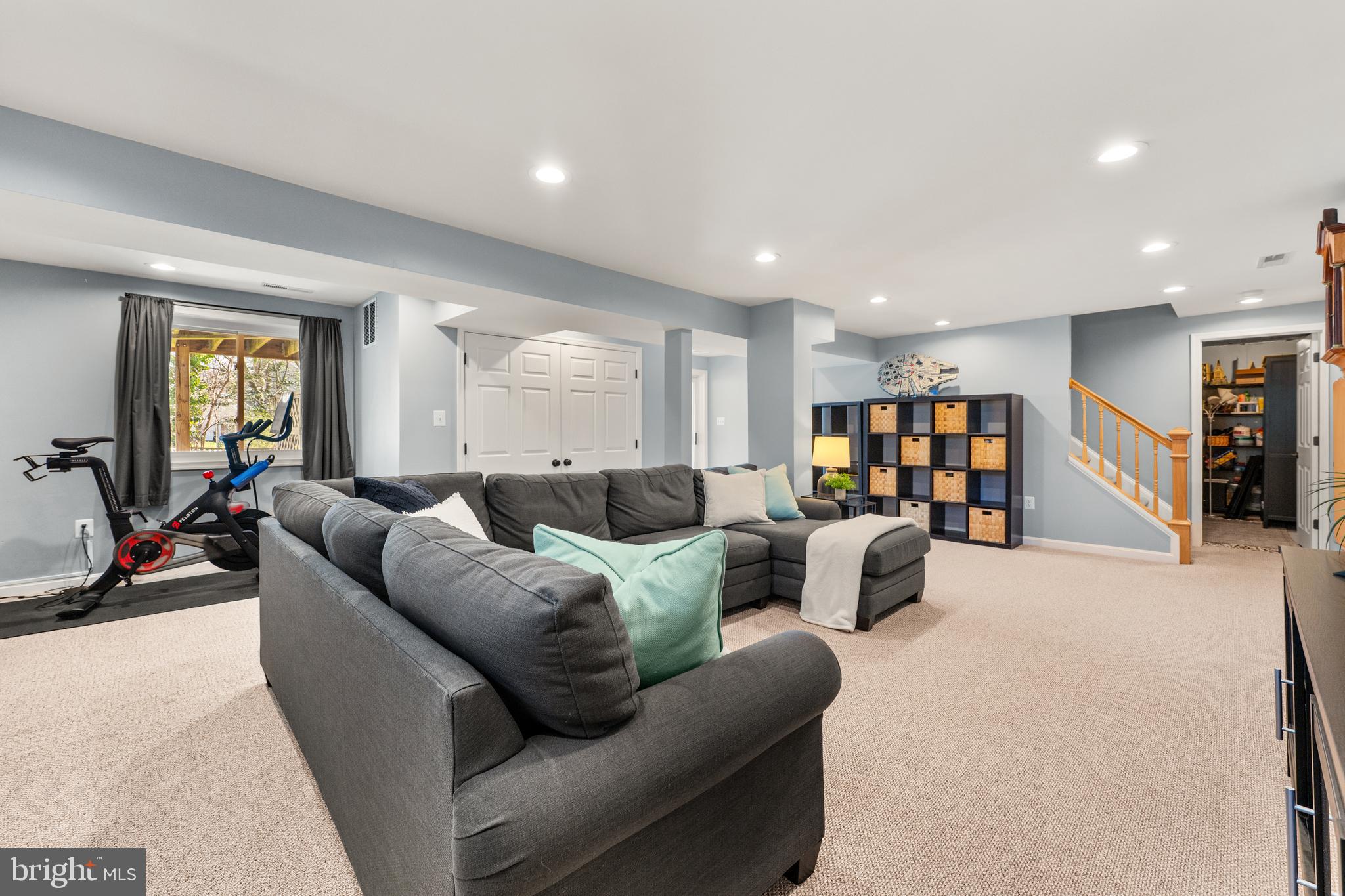 BURKE STATION SQUARE - Residential