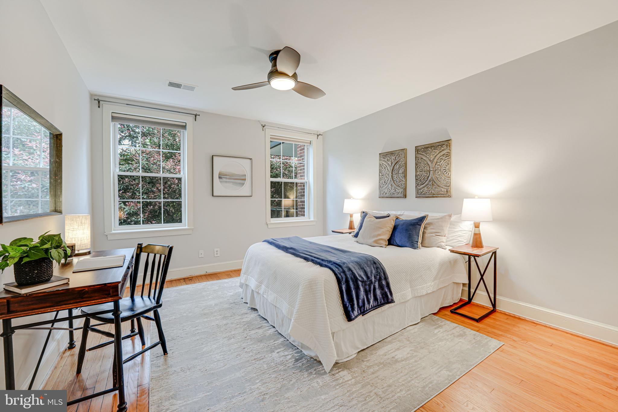 ROSEMONT STATION - Residential