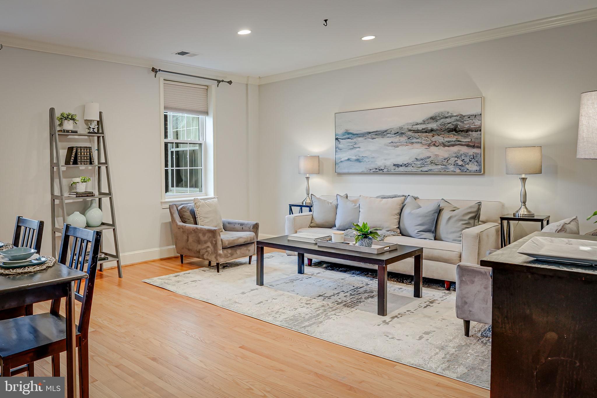 ROSEMONT STATION - Residential