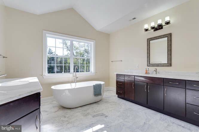 SPRING LAKE - Residential