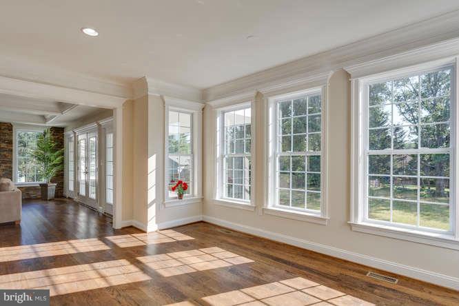 SPRING LAKE - Residential