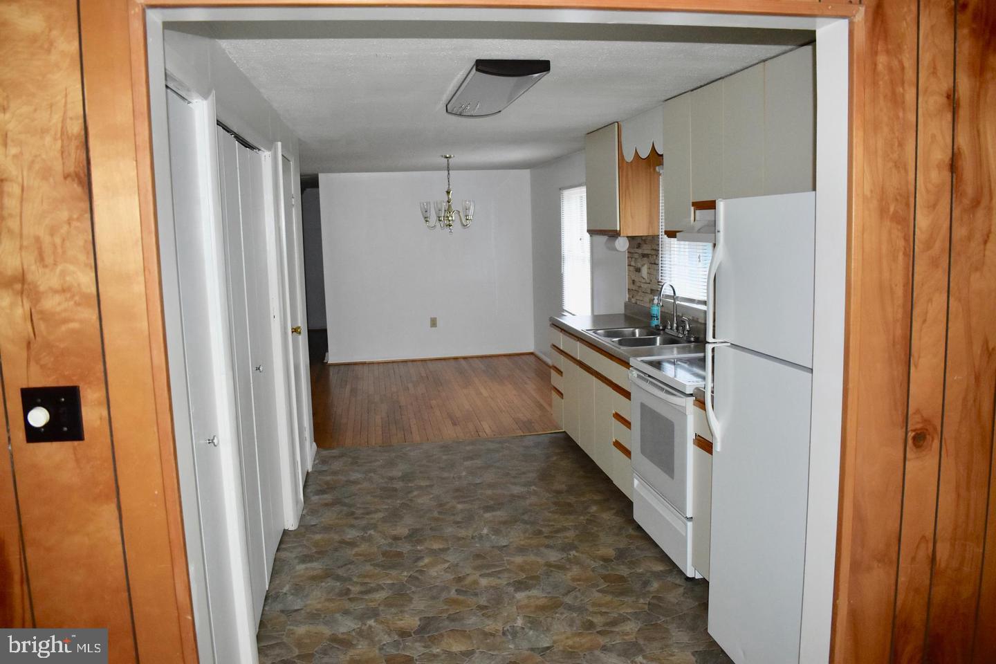 WINDMILL POINT - Residential Lease