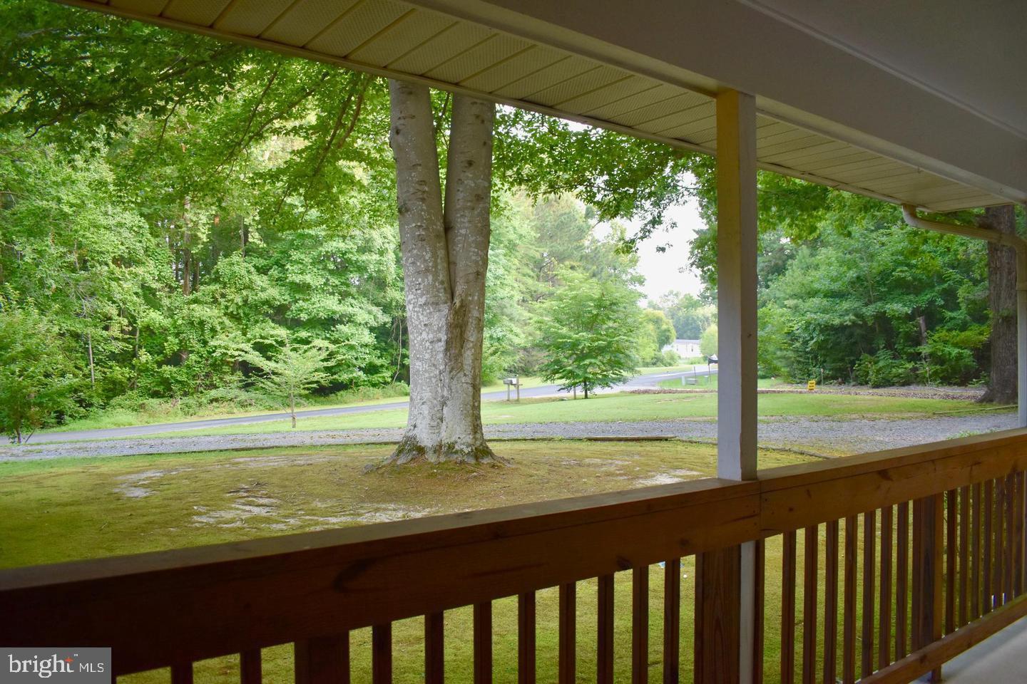 WINDMILL POINT - Residential Lease