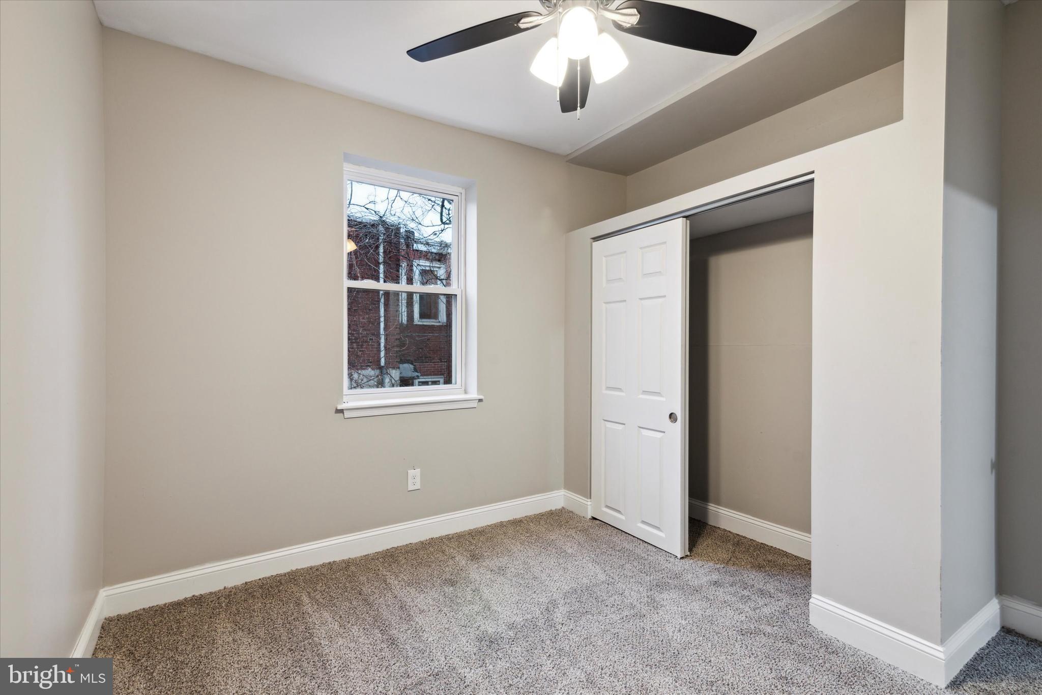 ELMWOOD PARK - Residential