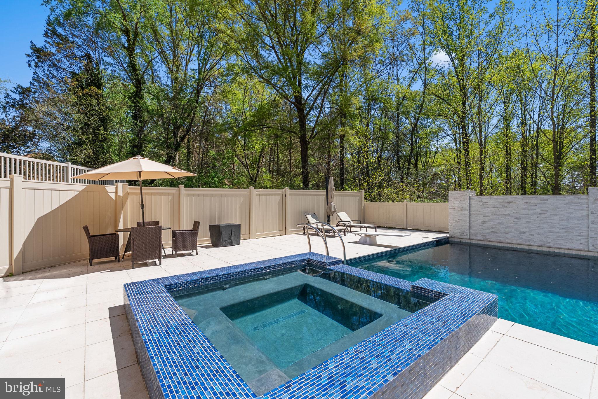 NORTH CLUB - Residential