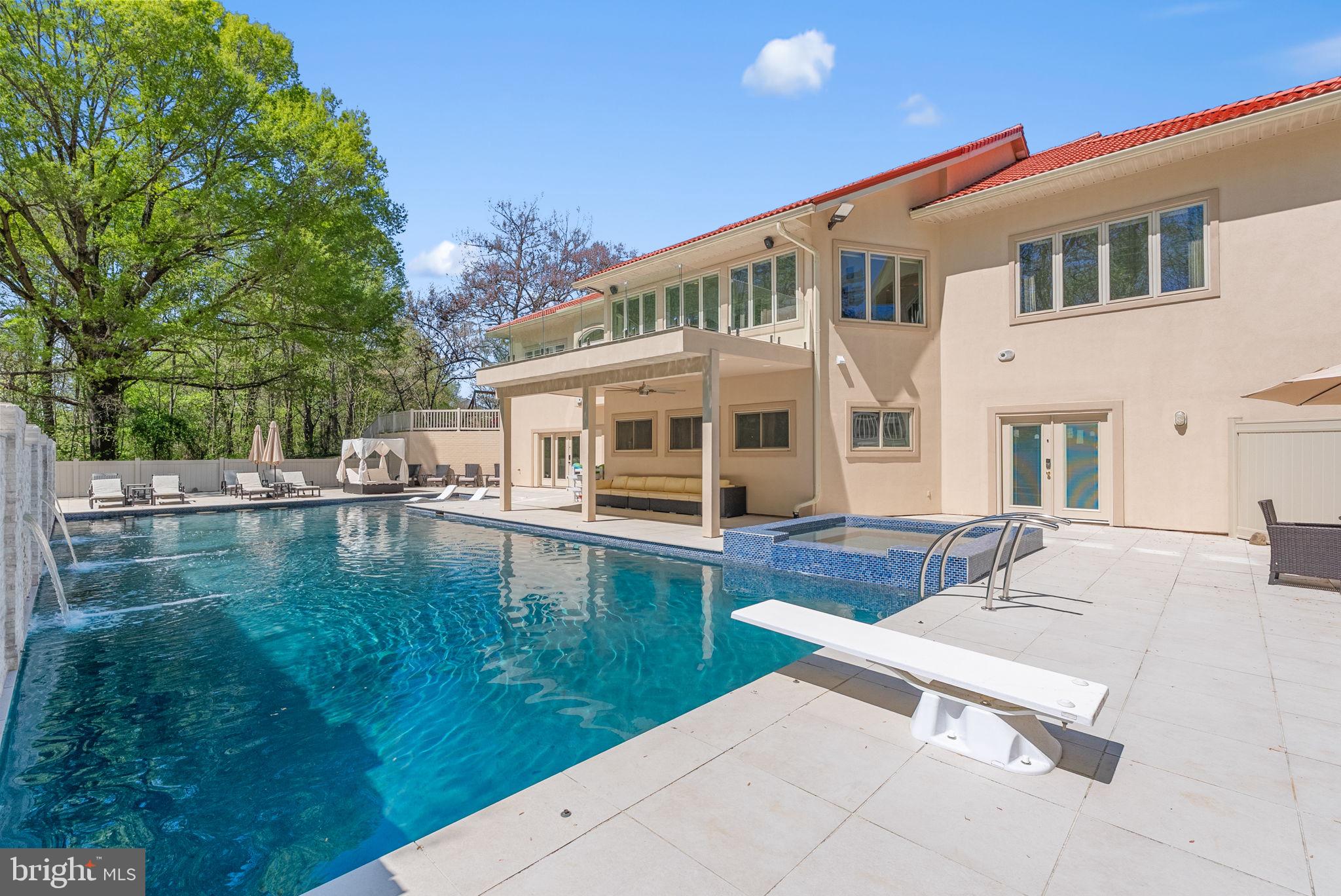 NORTH CLUB - Residential