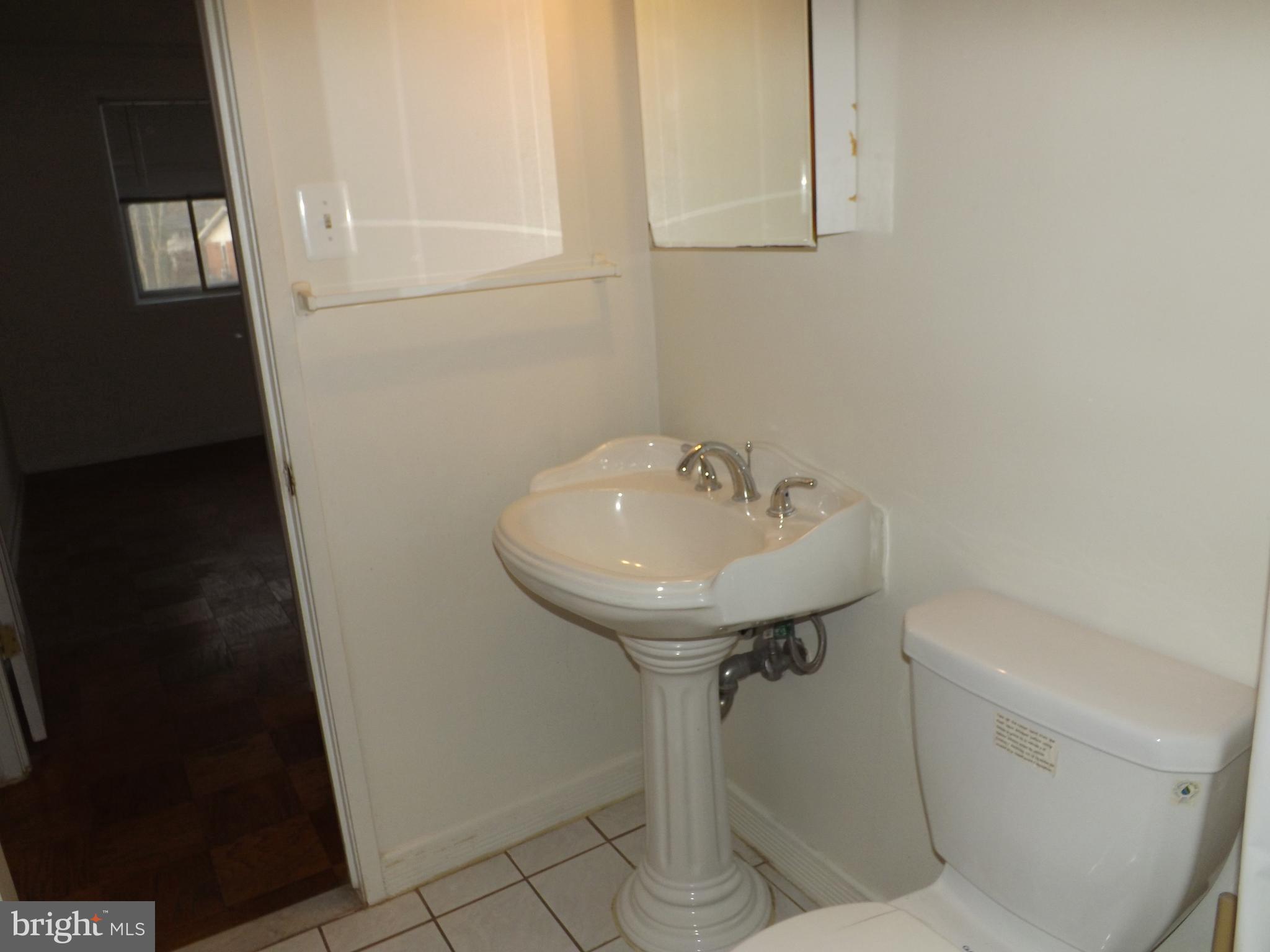 MOSBY WOODS GARDEN - Residential