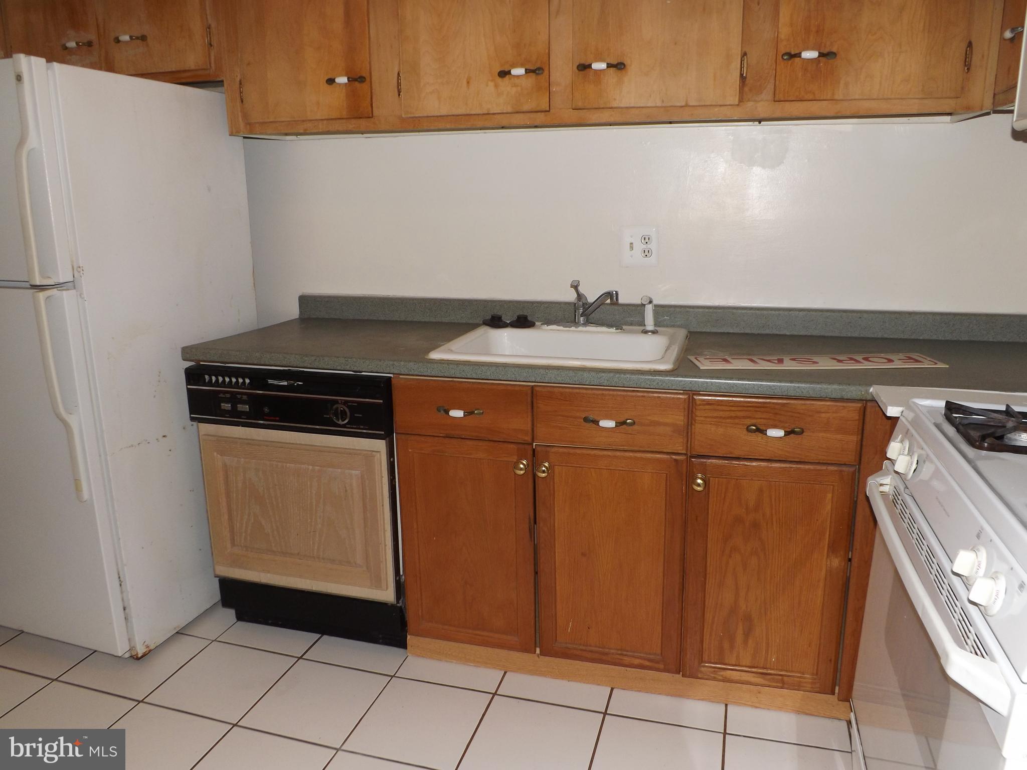 MOSBY WOODS GARDEN - Residential